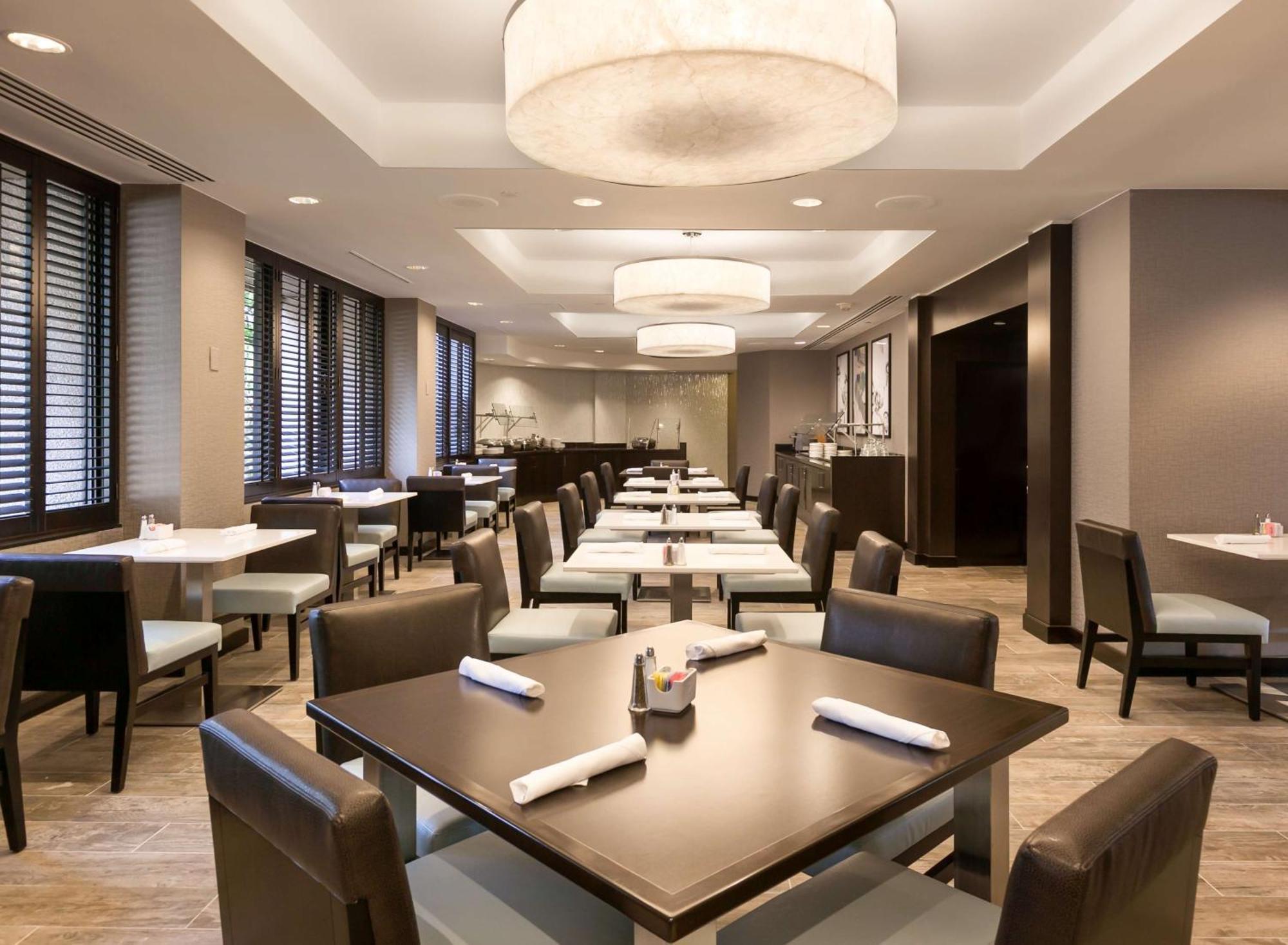 Doubletree By Hilton Hotel & Suites Houston By The Galleria Exterior foto